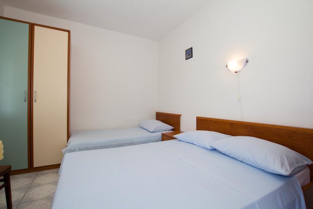 Apartments Bartul Sucuraj Ngoại thất bức ảnh