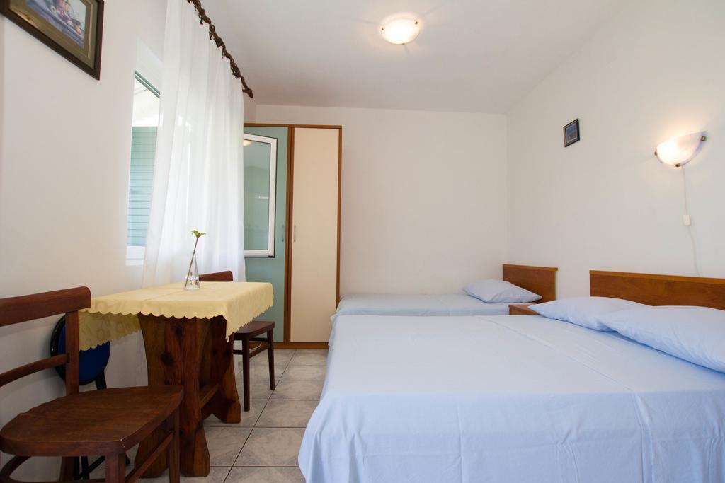 Apartments Bartul Sucuraj Ngoại thất bức ảnh