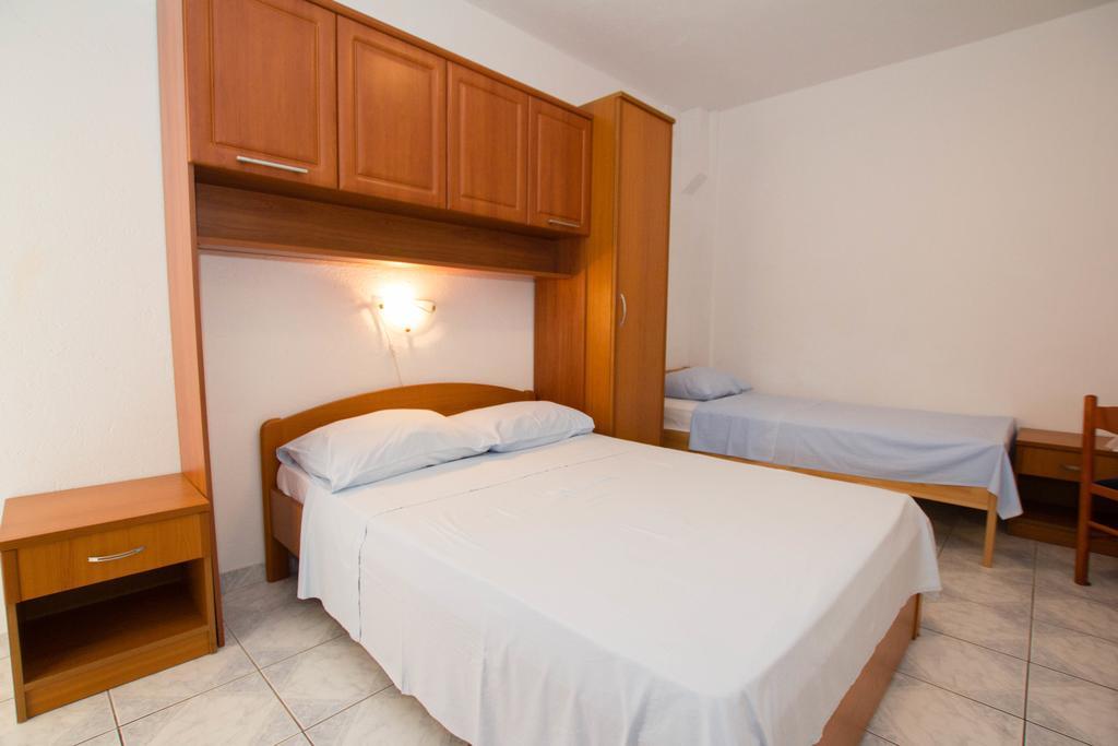 Apartments Bartul Sucuraj Ngoại thất bức ảnh